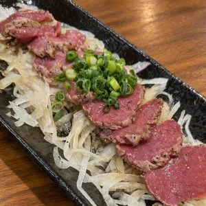 熊本市で馬肉料理と馬刺しを楽しめる居酒屋なら馬か家んま